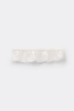 Ethereal Embrace Garter