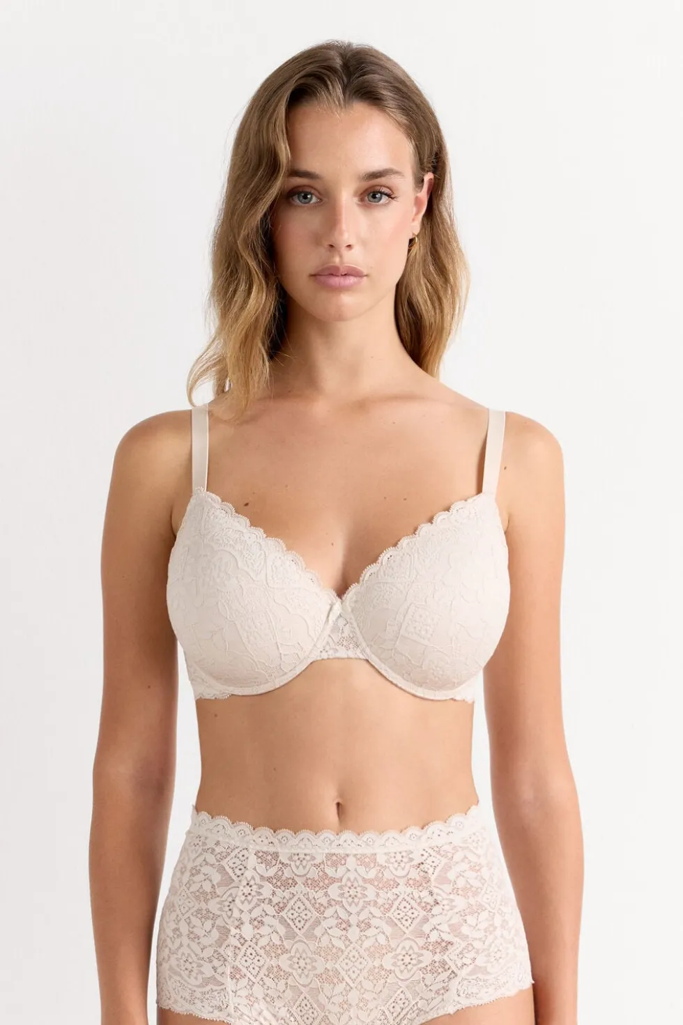 Francesca Lace Balconette Bra