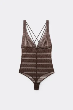 Get Noticed Lace Bodysuit