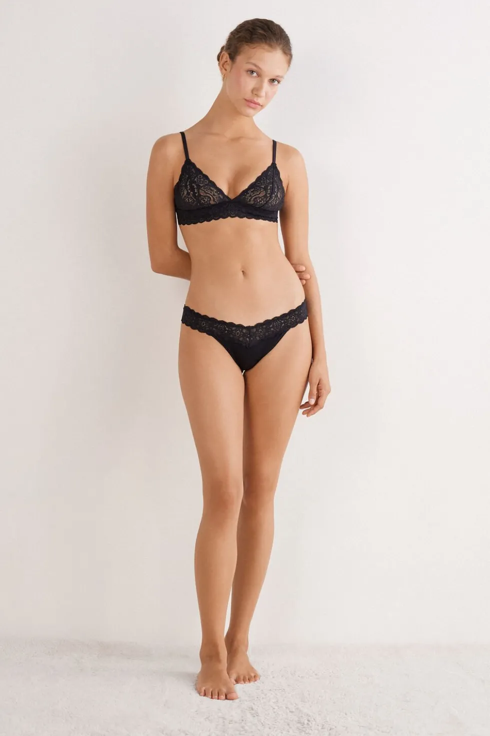 Lace and Cotton ‘80s Style Brazilian