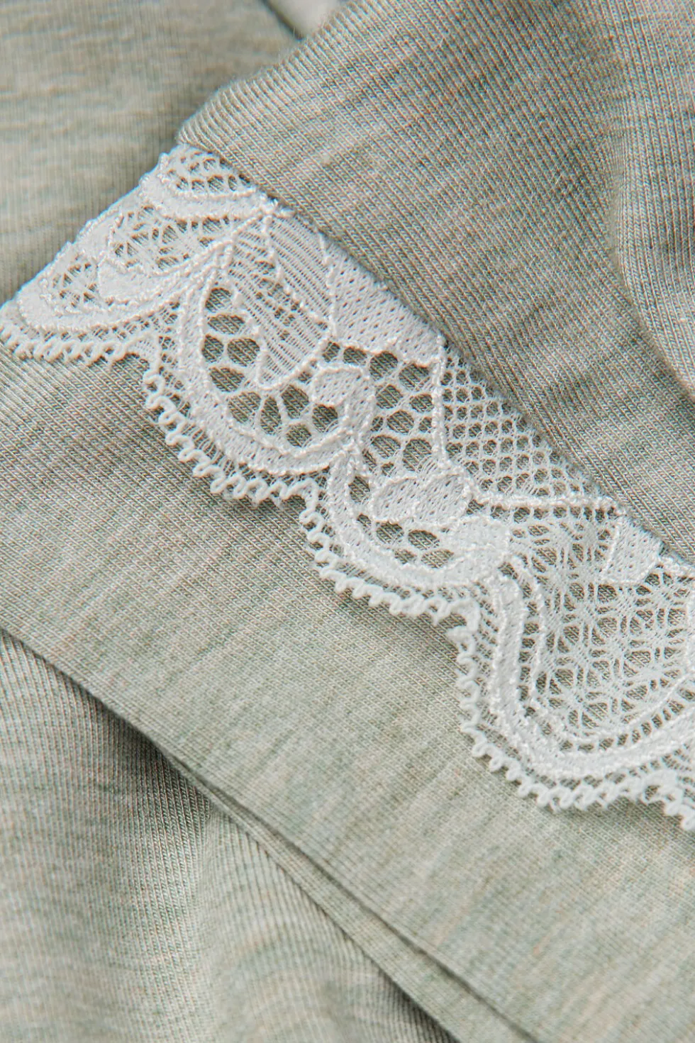 Lace Trim Short Sleeve Nightgown