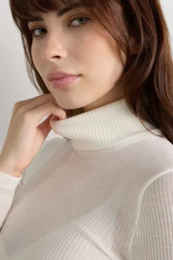 Long-sleeve High-Neck Tubular Top in Wool and Silk