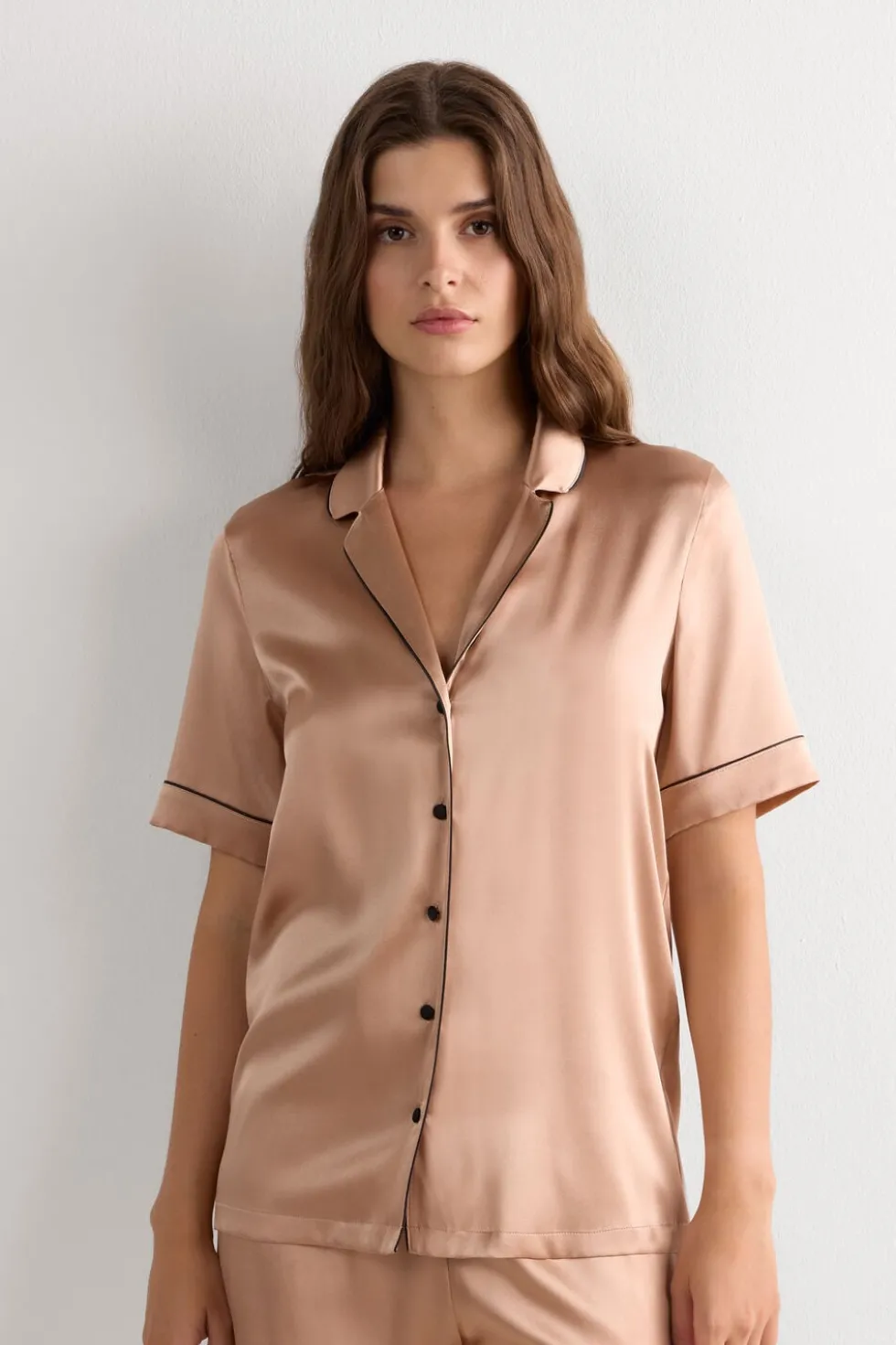 Menswear Cut Short Sleeve Silk Shirt