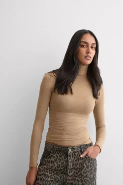 Modal Cashmere Ultralight High-Neck Top