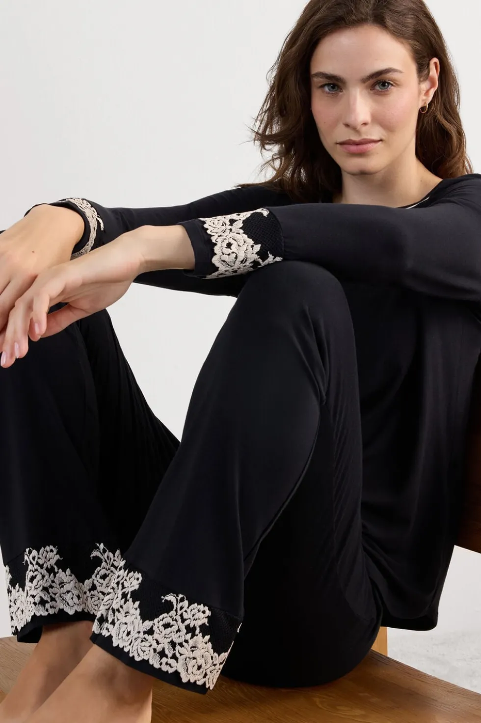 Pretty Flowers Modal Top