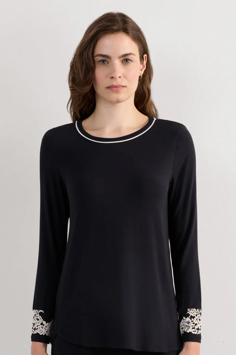 Pretty Flowers Modal Top