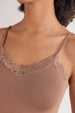 Pretty Flowers Modal Top