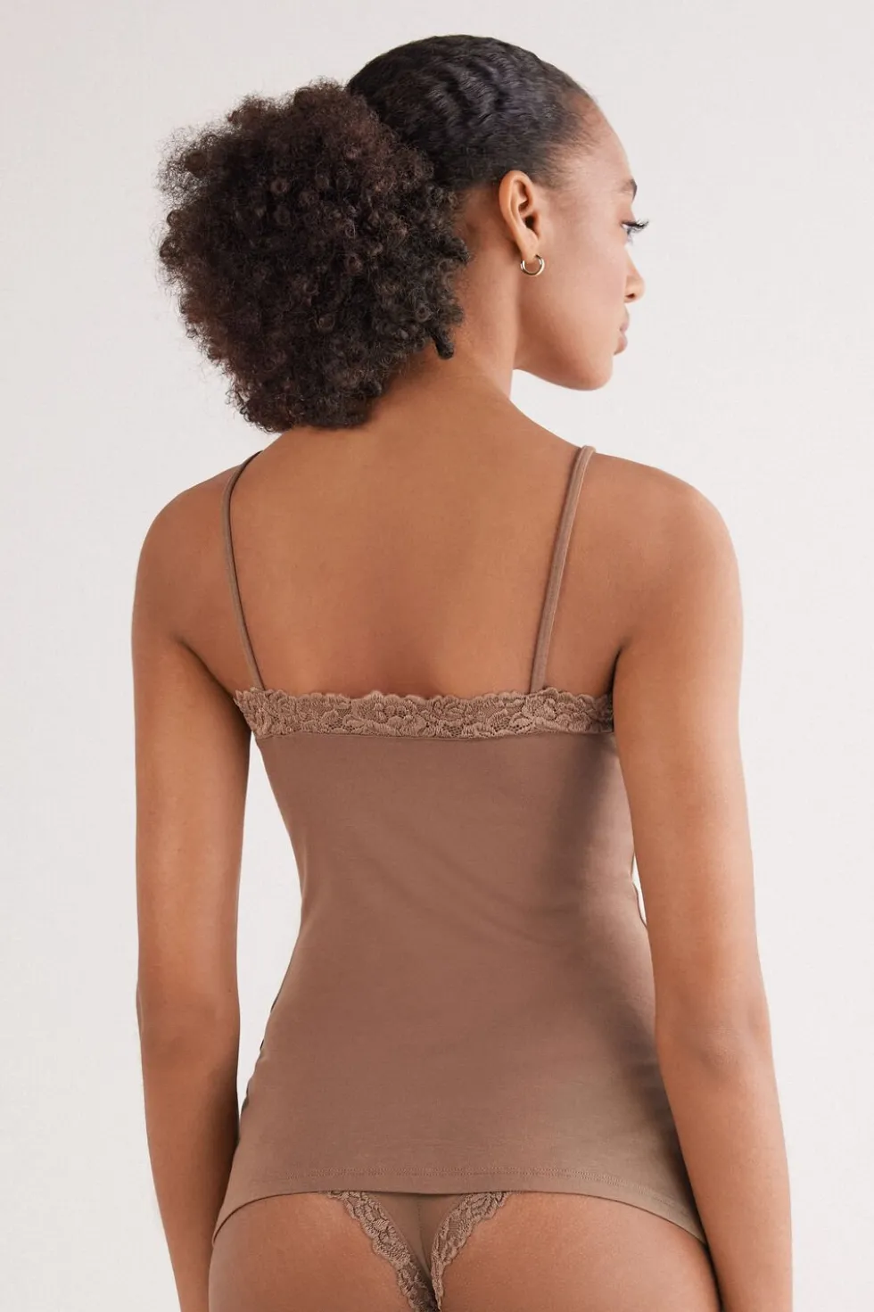 Pretty Flowers Modal Top