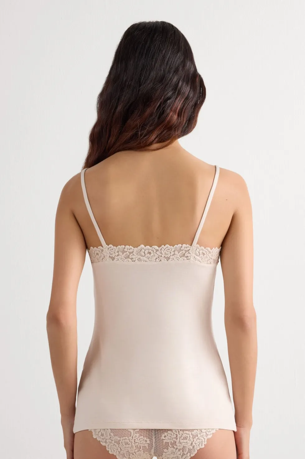 Pretty Flowers Modal Top
