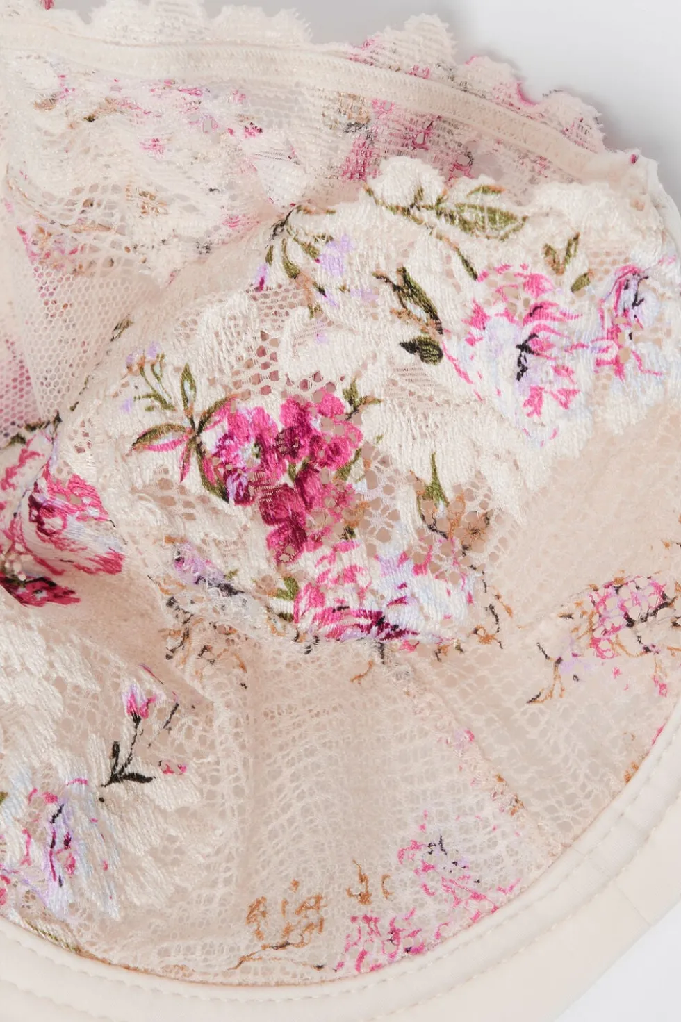 Pretty Flowers Print Denise Balconette Bra