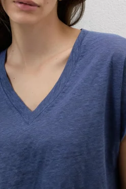 The Pure Linen Short Sleeve V-Neck Top in Linen