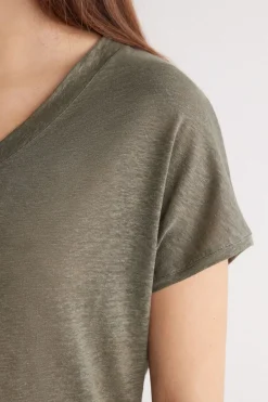 The Pure Linen Short Sleeve V-Neck Top in Linen