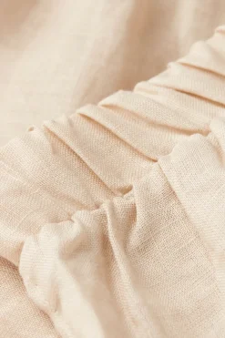 The Pure Linen Shorts in Linen Fabric
