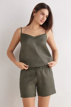 The Pure Linen Shorts in Linen Fabric