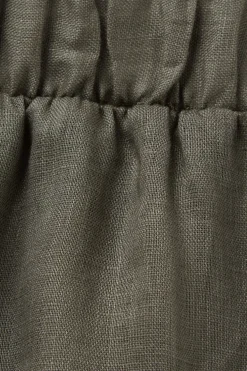 The Pure Linen Shorts in Linen Fabric