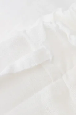 The Pure Linen Shorts in Linen Fabric