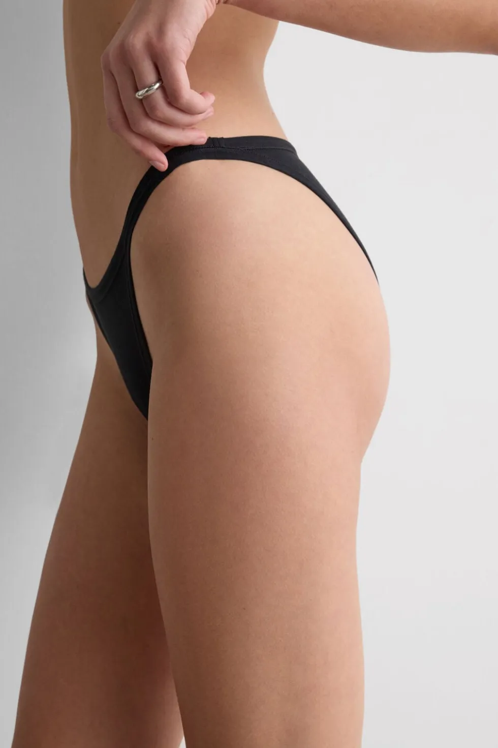 Ultralight Cotton String Panties