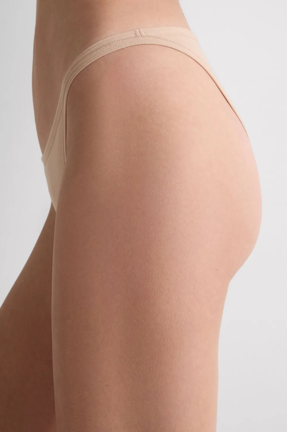 Ultralight Cotton String Panties